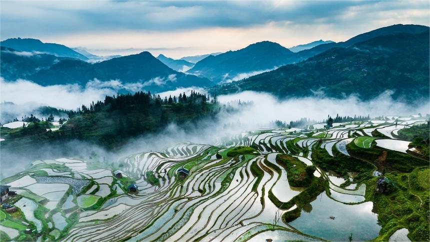 A scenic view of anzhou luojiang ancient bridge