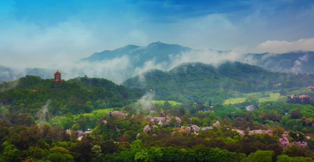 Discover the Beauty of Baiyun Mountain: Nature and Culture in Guangzhou