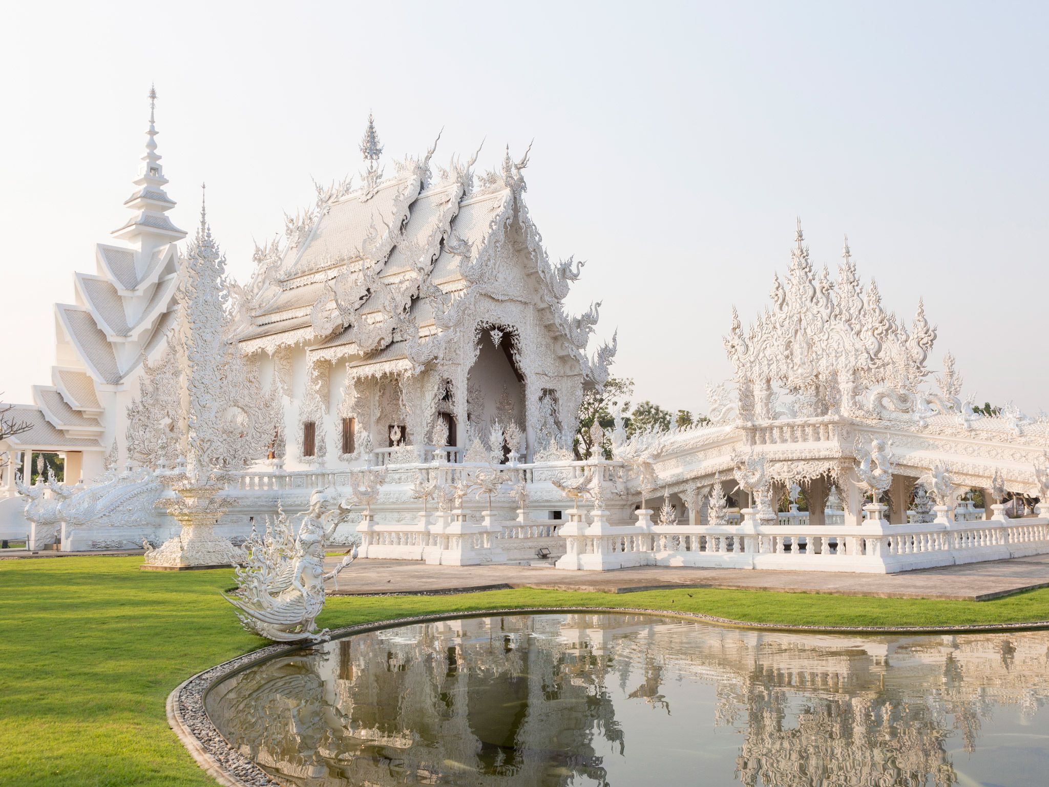 A scenic view of Bohaishen Temple