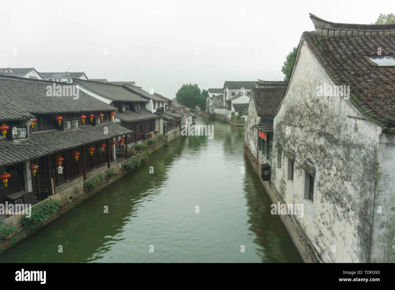 Cangqiao Straight Street: Unveiling the Charm of Ancient Architecture