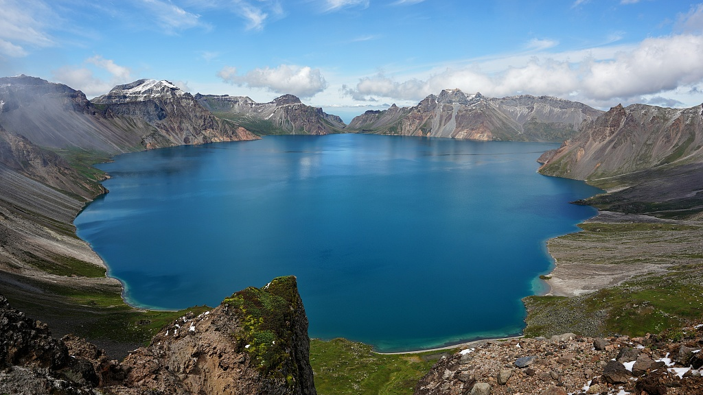 A scenic view of changbai_mountains