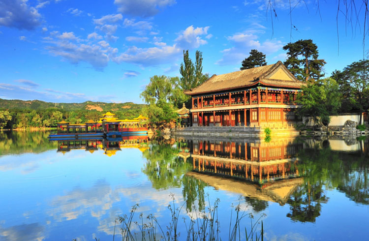 A scenic view of Chengde Mountain Resort