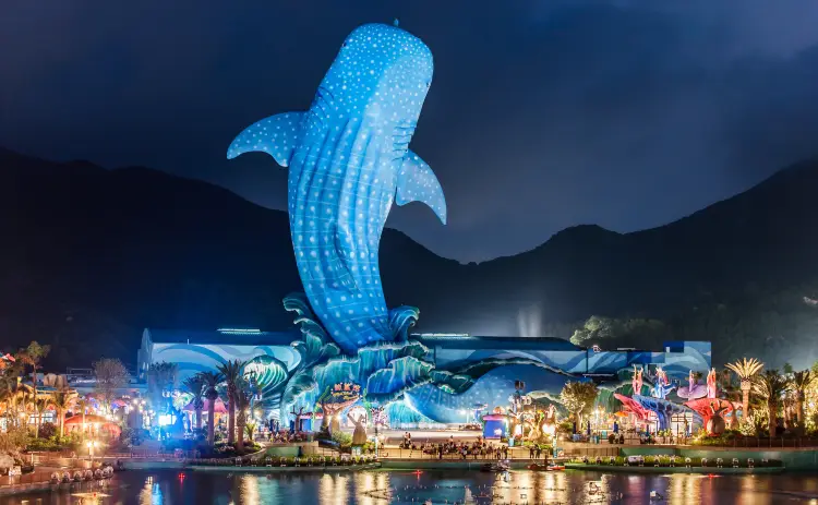 A scenic view of chimelong ocean kingdom