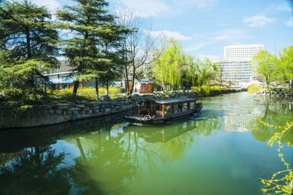 A scenic view of Chunqiu Lou