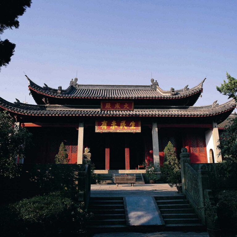 Confucius Temple in Quzhou: A Journey into Ancient Wisdom