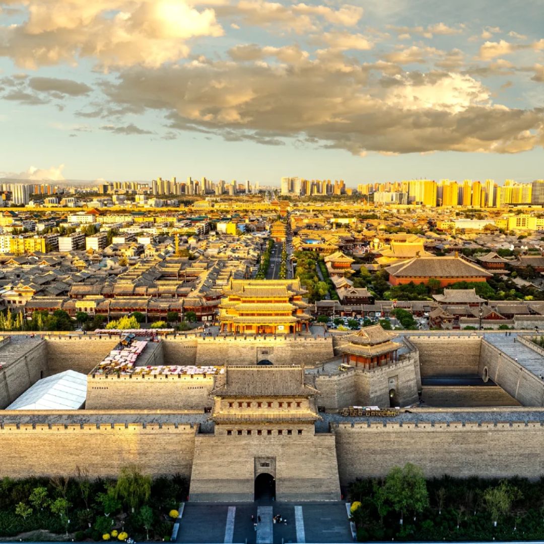 A scenic view of Datong Ancient City Wall