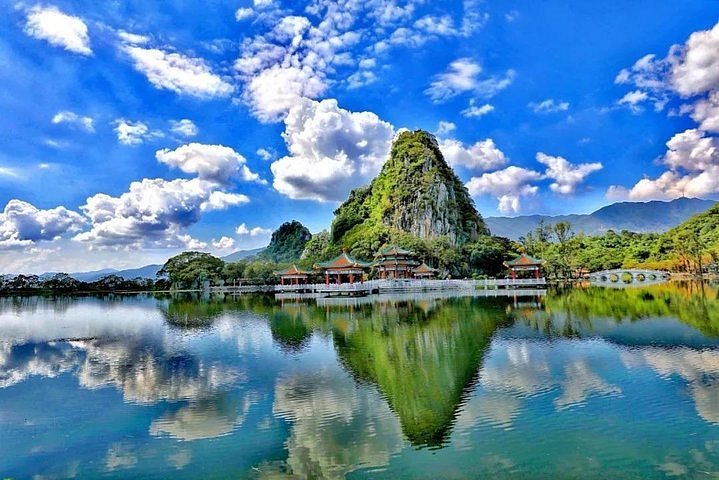 Discover the Majestic Beauty of Dinghu Mountain: A Nature Lover’s Paradise