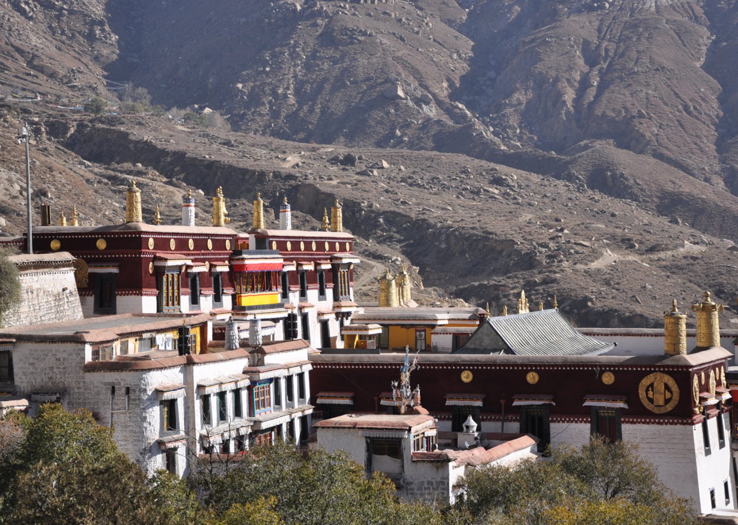 A scenic view of drepung monastery