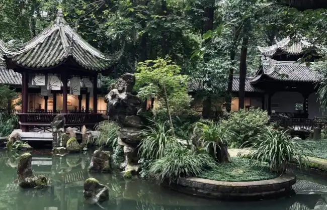 A scenic view of dufu thatched cottage