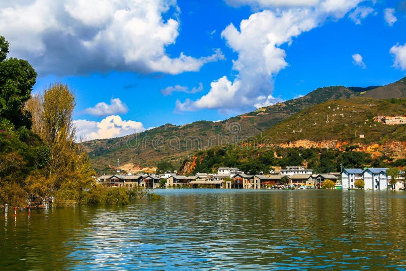 A scenic view of erhai lake