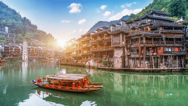 A scenic view of Fenghuang Ancient City