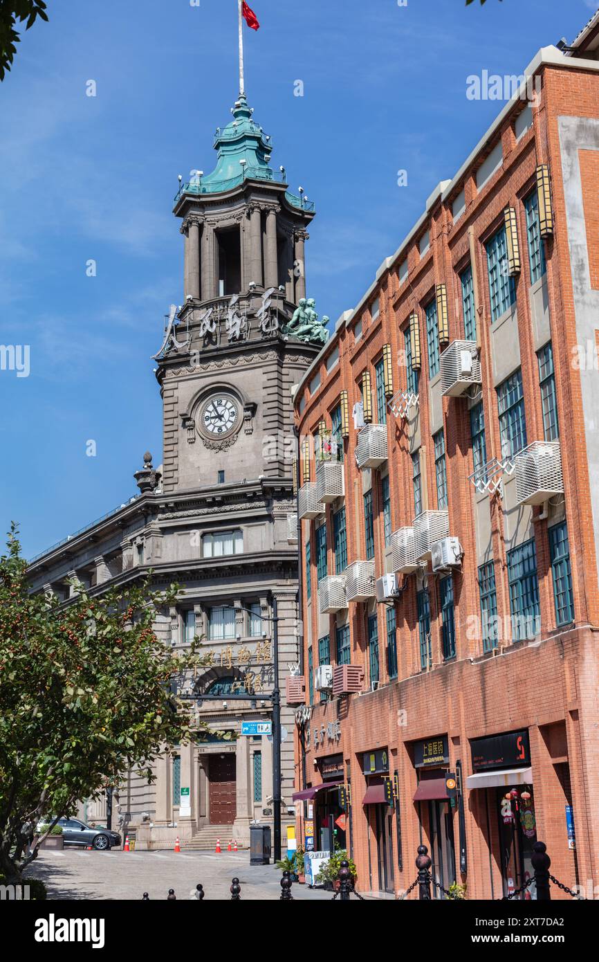 A scenic view of general_post_office_building_shanghai