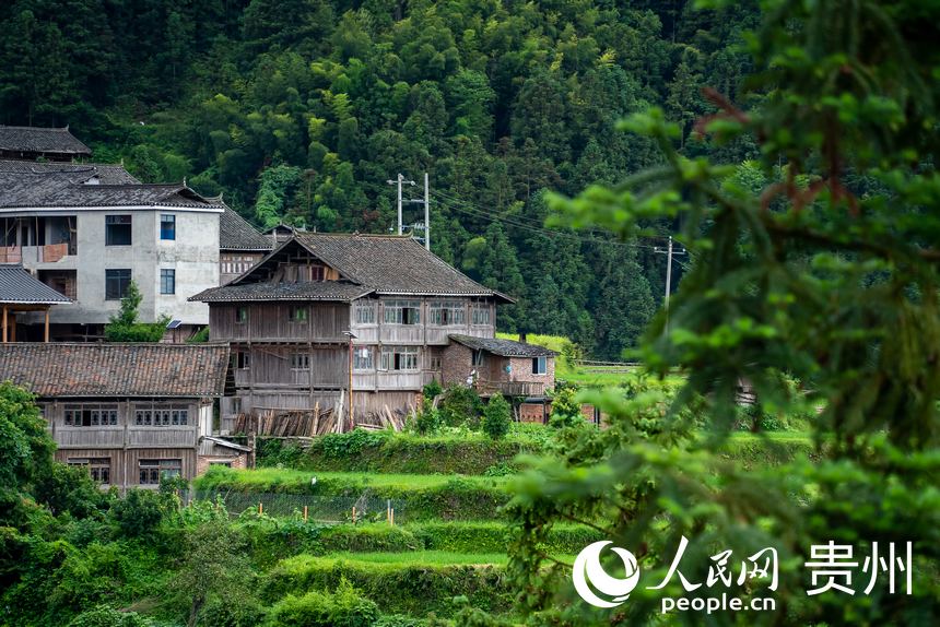A scenic view of Hou Tu Miao
