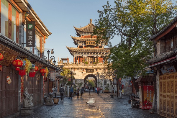 A scenic view of jianchuan ancient city
