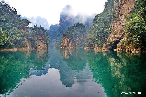 A scenic view of jiaogang lake