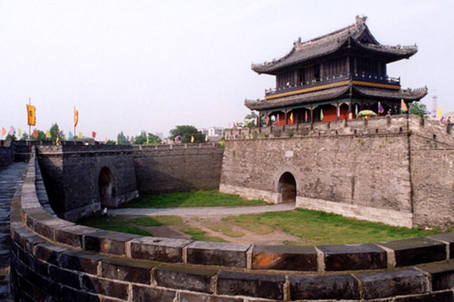 A scenic view of Jingzhou Ancient City