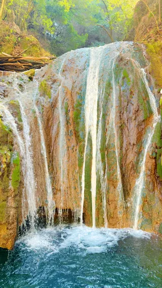 A scenic view of jinsi_gorge_scenic_area