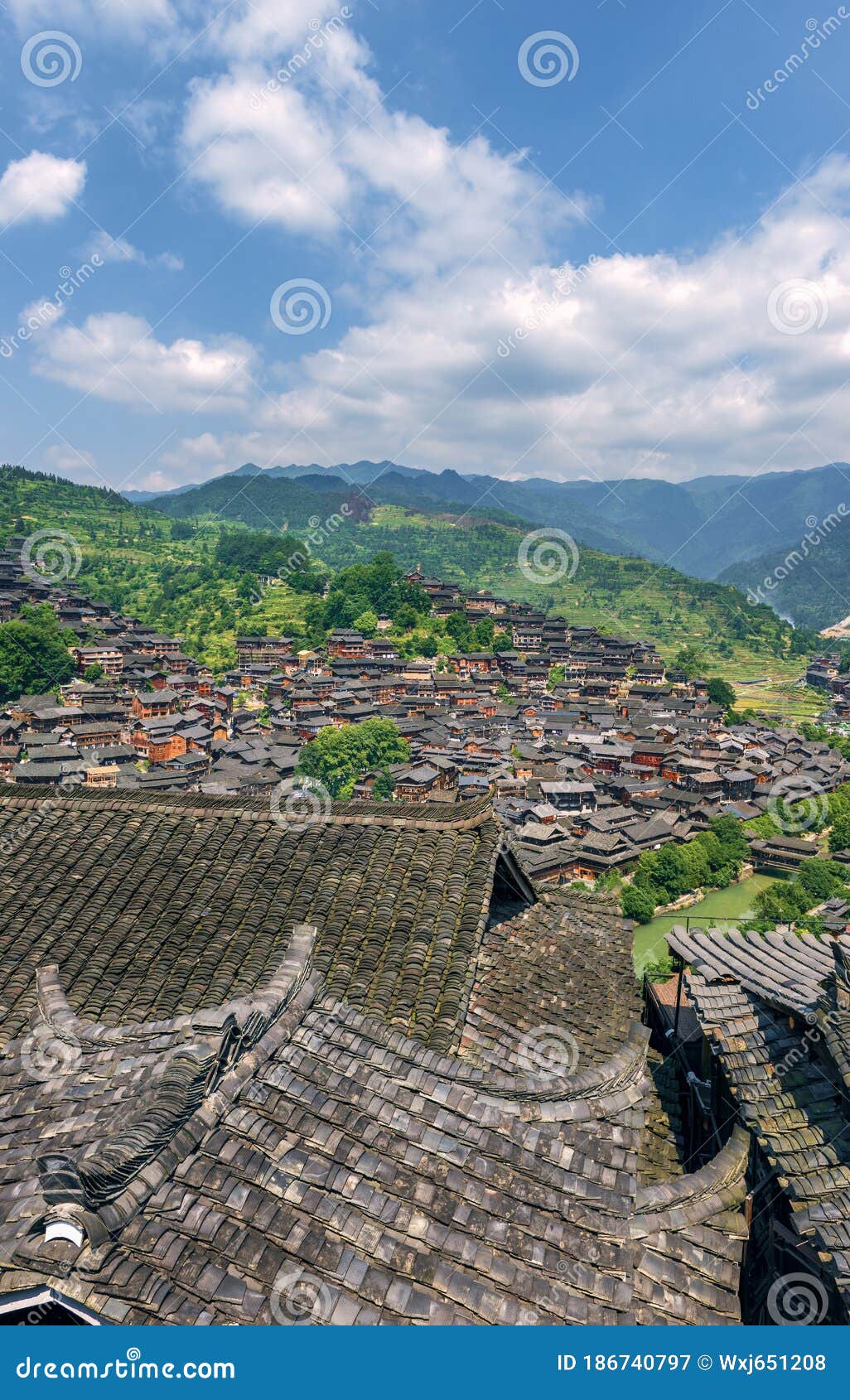 A scenic view of Jiutian Shengmu Miao