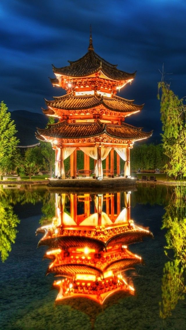 A scenic view of Longhu Pagoda