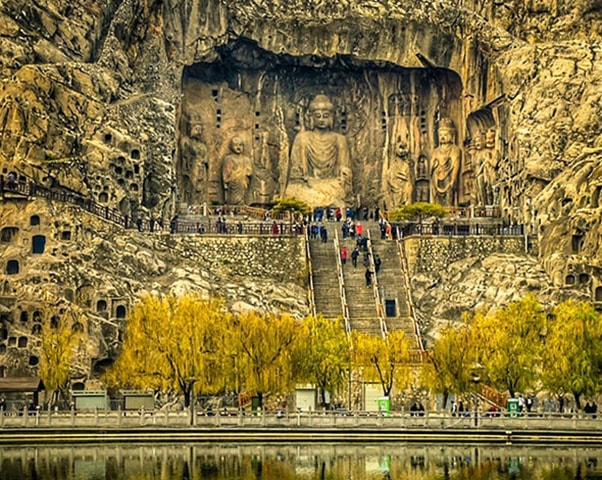 A scenic view of Longmen Grottoes