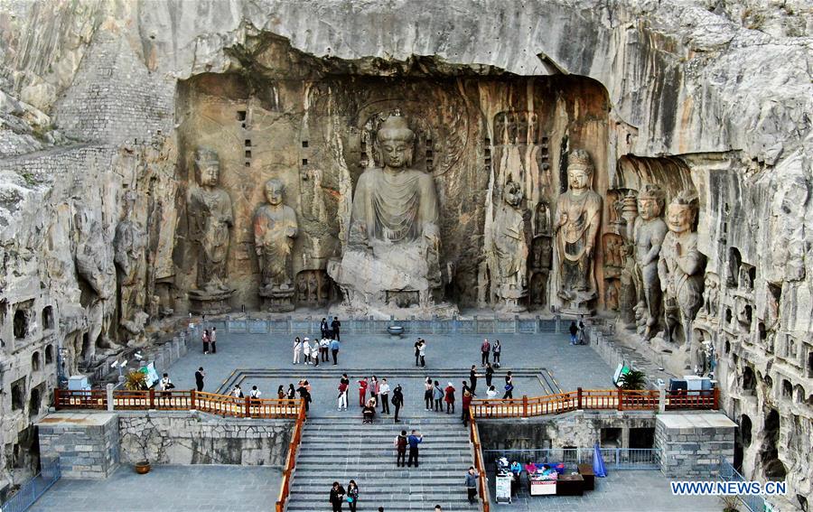 A scenic view of Longmen Grottoes