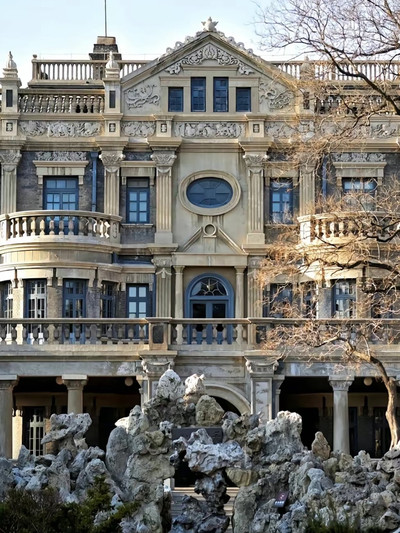 A scenic view of marshal_zhangs_mansion