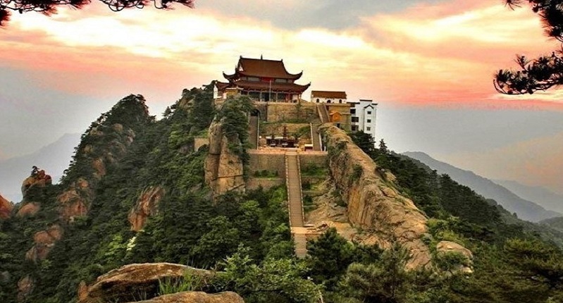 A scenic view of mount jiuhua