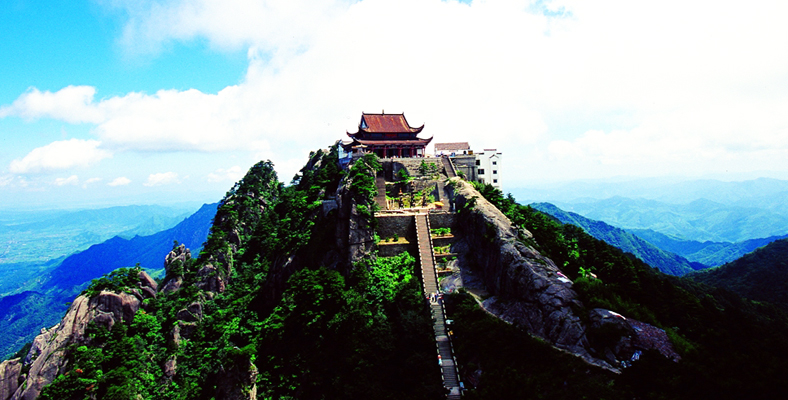 Discover the Spiritual Beauty of Mount Jiuhua: Your Ultimate Guide to Buddhist Temples