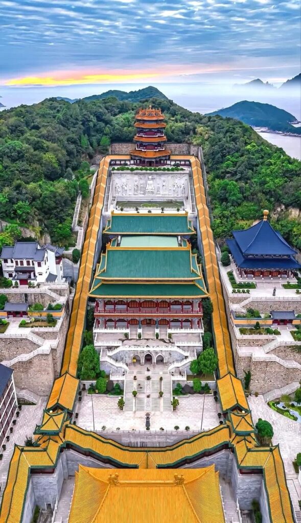 Exploring Mount Putuo: A Hidden Gem of Natural Beauty and Culture