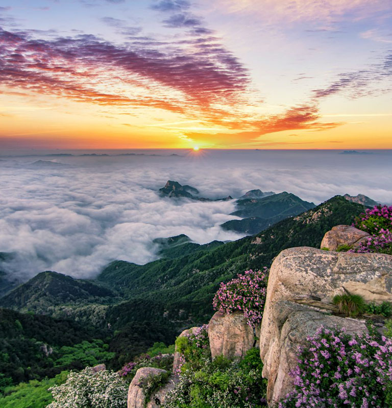 A scenic view of Mount Tai