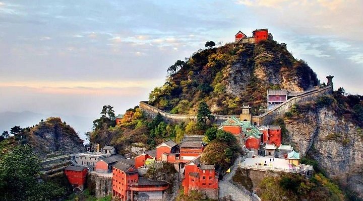 A scenic view of Mount Tai