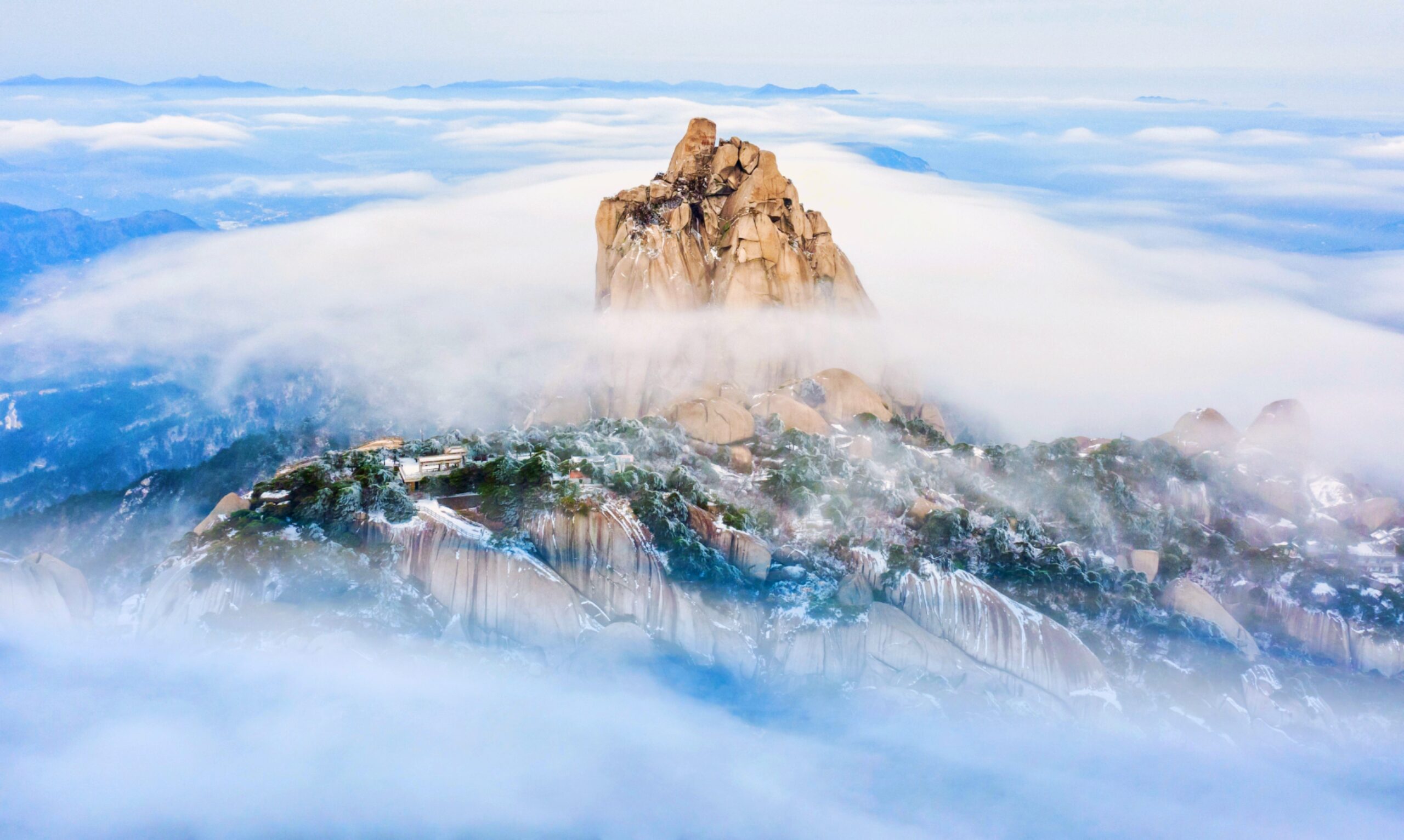 A scenic view of mount tianzhu