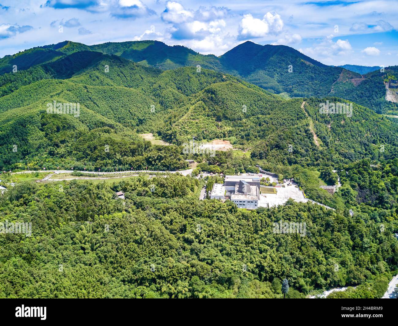 A scenic view of nanning kunlun pass