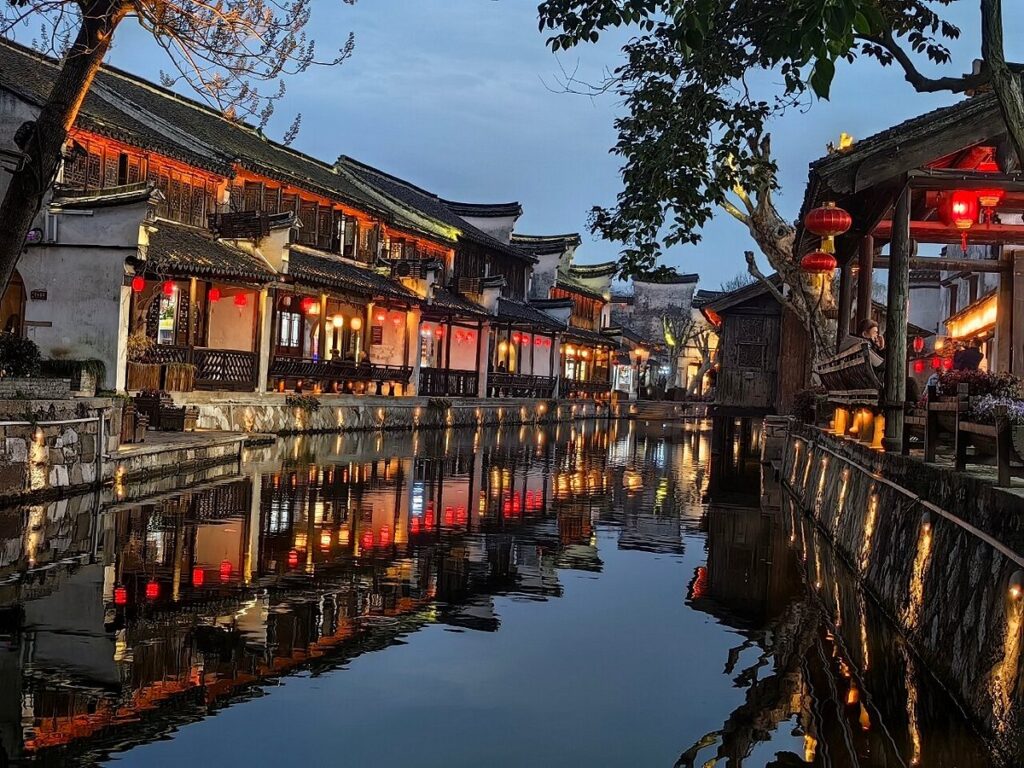 Culinary Delights and Scenic Beauty: Experience Nanxun Ancient Town