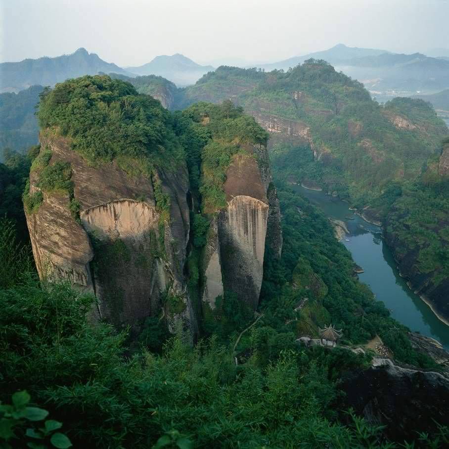 A scenic view of Nanyue Hengshan