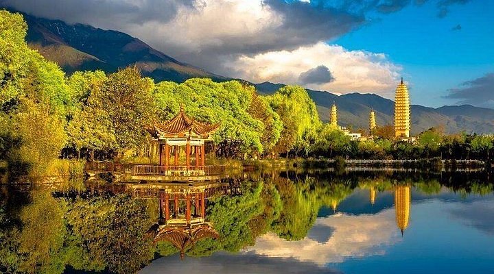 A scenic view of nanzhao tuzhu temple