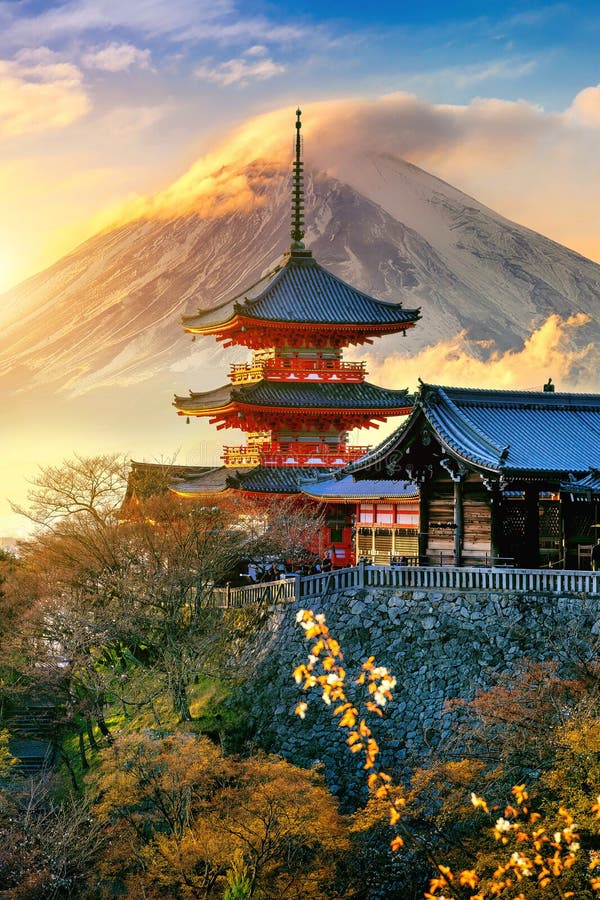 A scenic view of Pujiu Temple