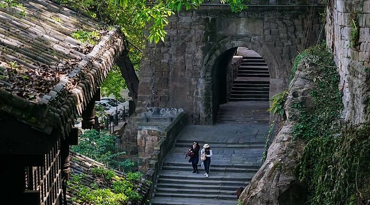 A scenic view of qianjiang_zhuoshui_ancient_town