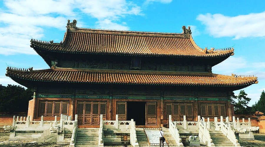 A scenic view of Qing Eastern Tombs