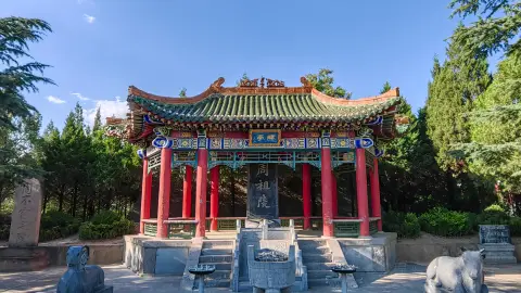 Qingyang Zhouzu Temple: Where Nature Meets Spirituality in Sichuan