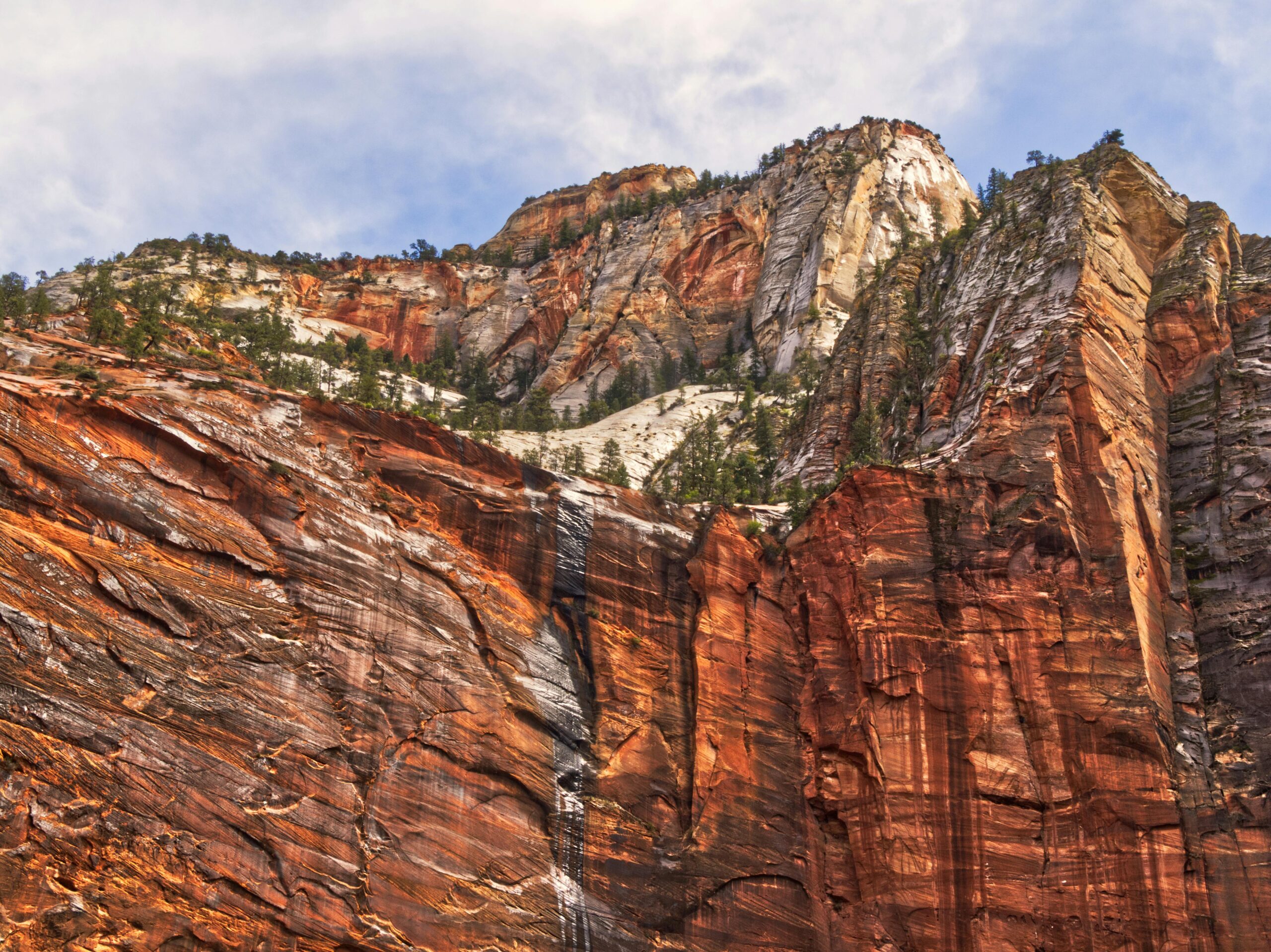 A scenic view of Red Cliff Inscriptions
