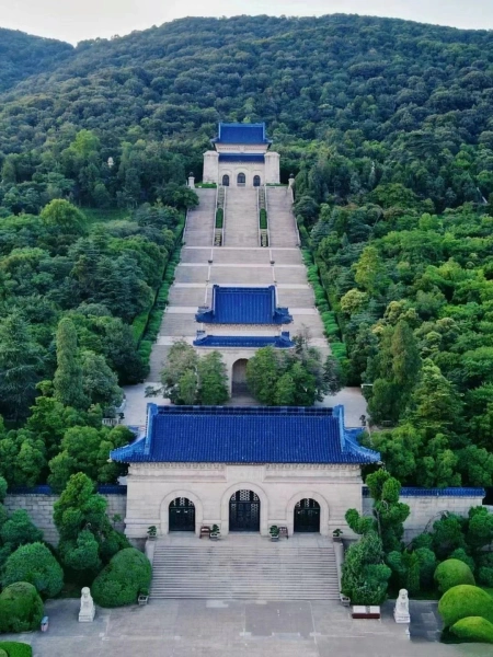 A scenic view of sun yat-sen mausoleum