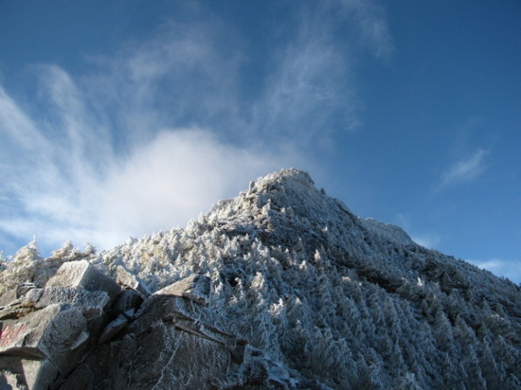 A scenic view of taibai_mountain_tourism_scenic_area