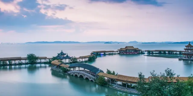 A scenic view of taihu lake tourist resort