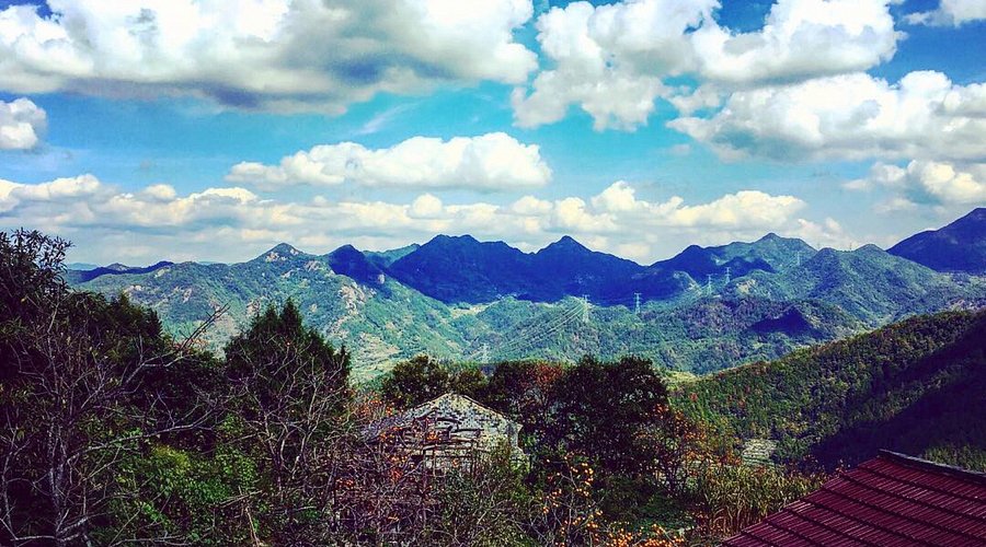 A scenic view of Tiantai An