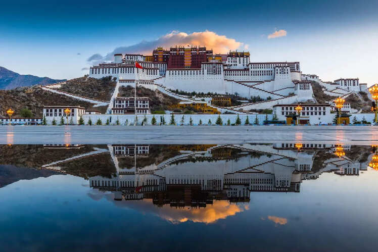 A scenic view of tibet museum