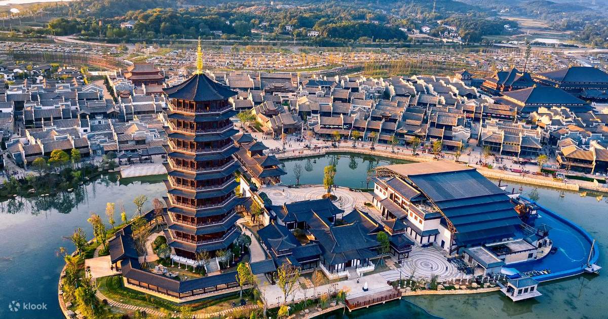 A scenic view of Tongguan Kiln Site
