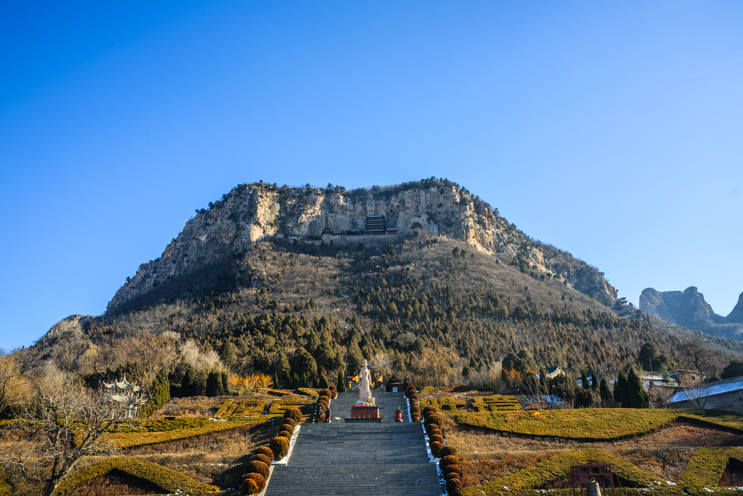 A scenic view of Wahuang Palace