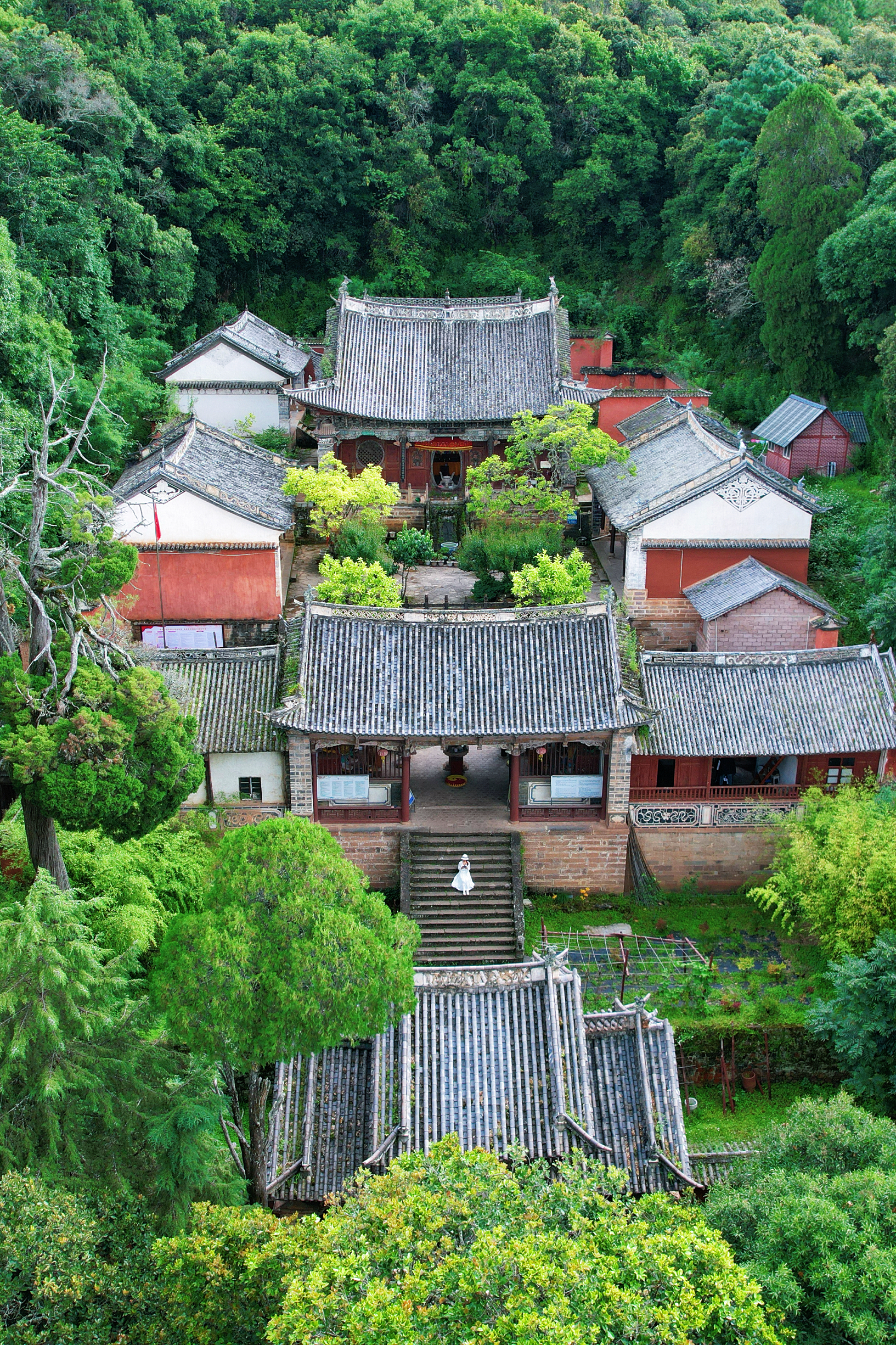A scenic view of weibaoshan taoist temple