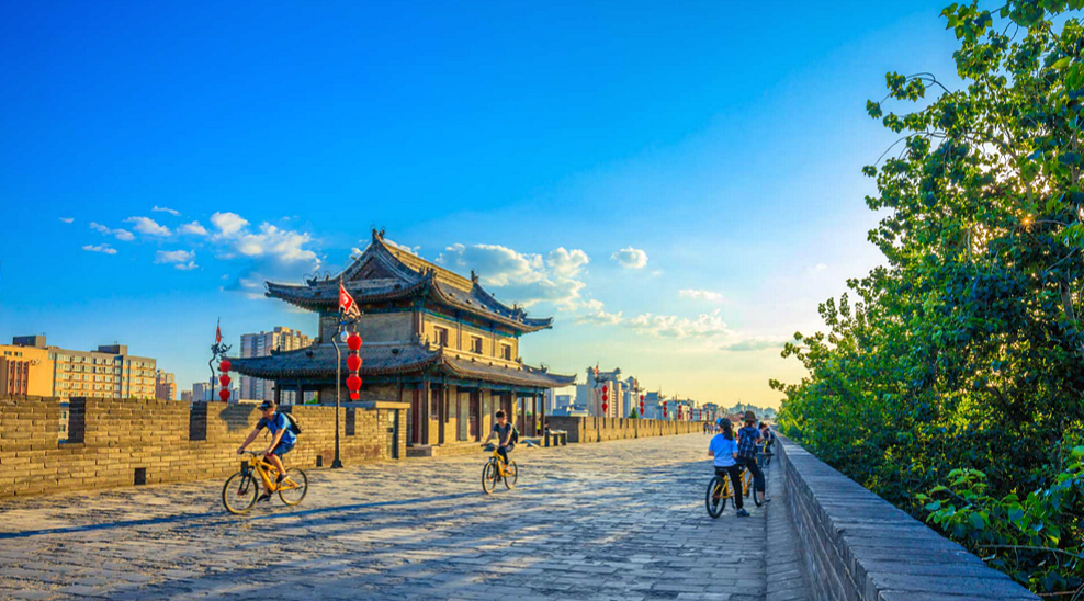 A scenic view of xian_city_wall